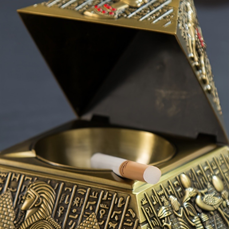 Ägyptischer Pharao-Pyramiden-A – Vintage Collectible Ashtrays Bewertung und Preis