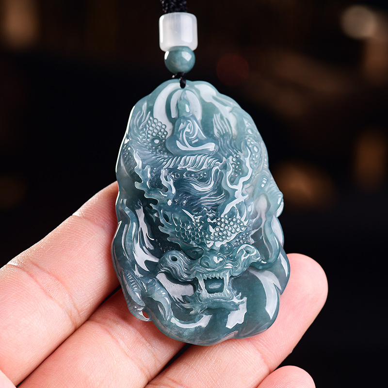 Natürliche burmesische Jadeit- – Vintage Necklace Bewertung und Preis