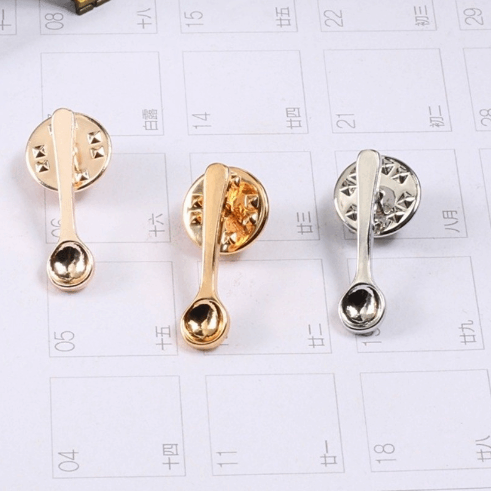 Neue niedliche Design-Brosche  – Vintage Collectible Pins Bewertung und Preis