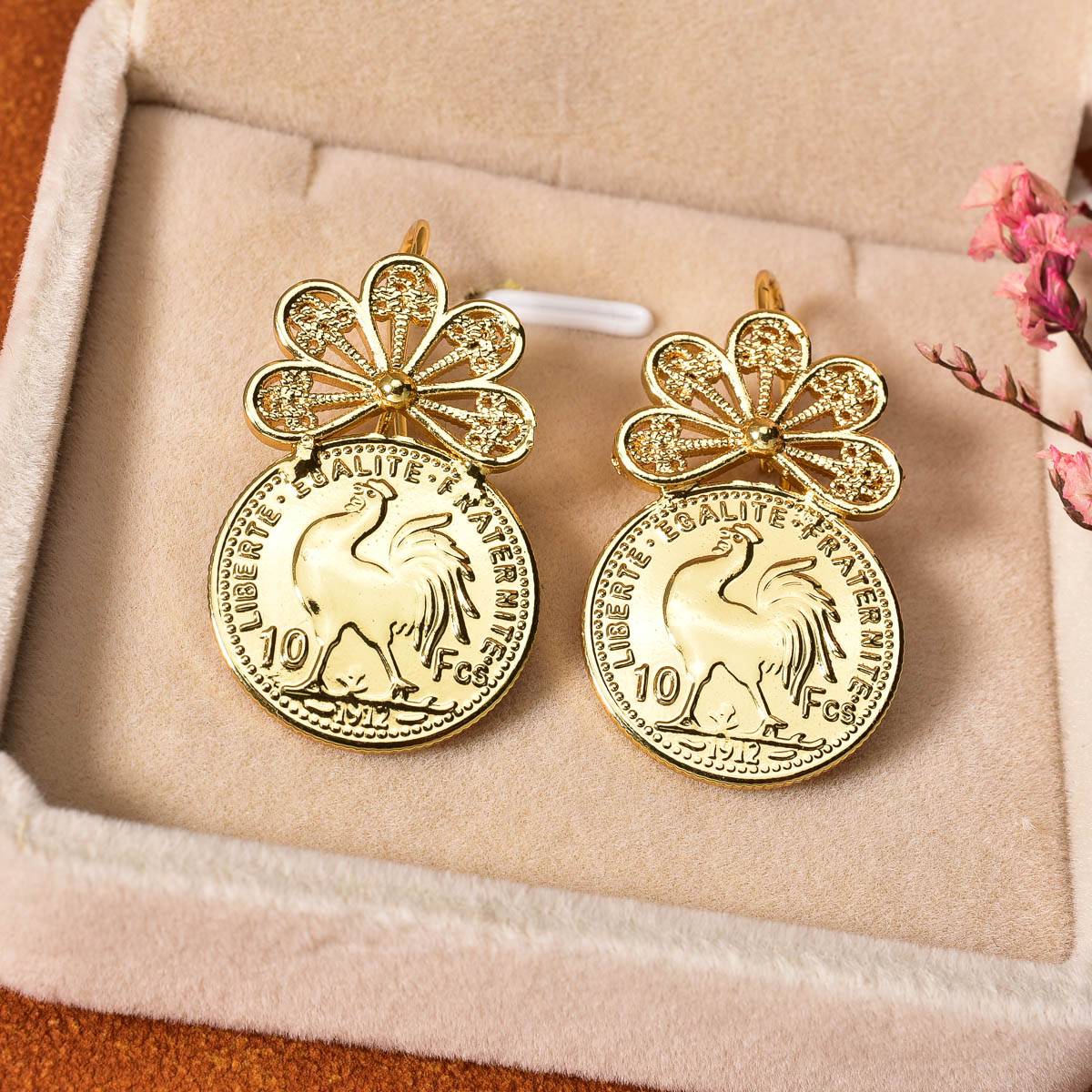 Münzmedaillon-Ohrstecker für D – Vintage Collectible Coins Bewertung und Preis