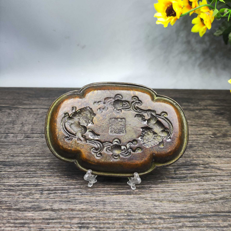 Antike Sammlung, Vintage-Stil, – Vintage Collectible Ashtrays Bewertung und Preis